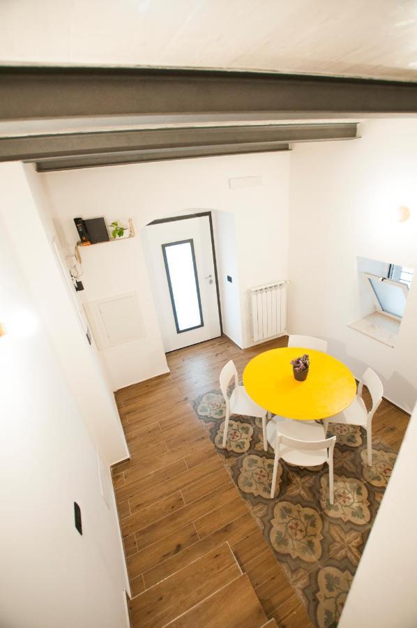 Just Here Apartments - Lascia Fare A Dio Bari Buitenkant foto